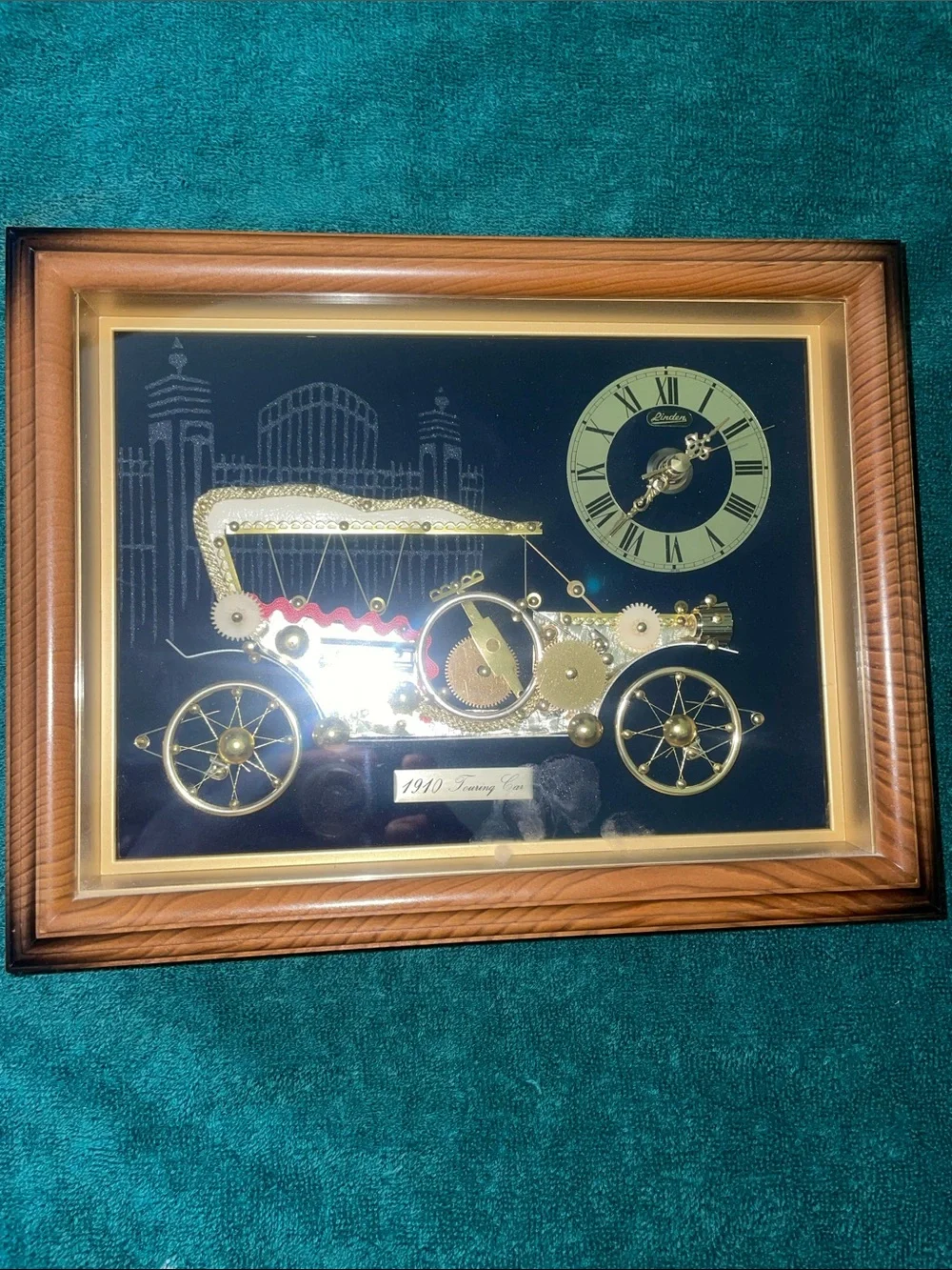 Vintage Linden Quartz clock. 191O Touring car